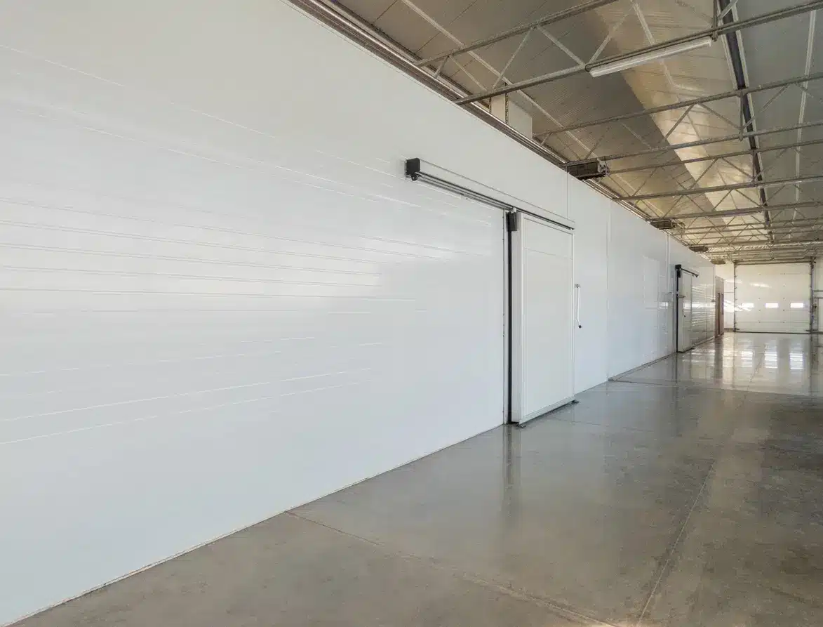 Steel cold storage buildings