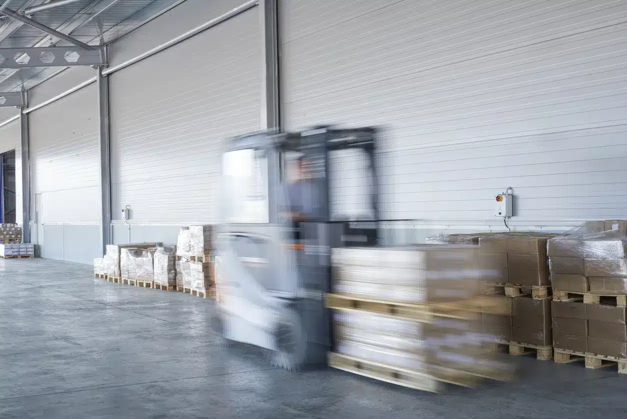 Steel cold storage buildings